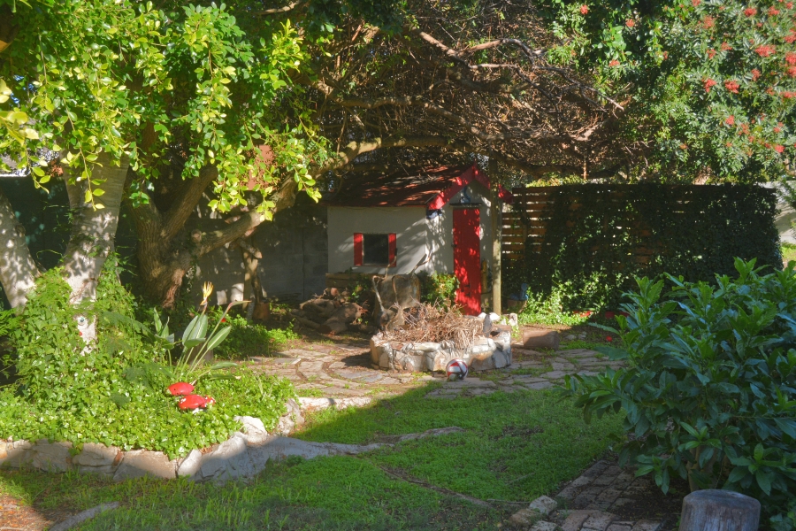 3 Bedroom Property for Sale in Sandbaai Western Cape